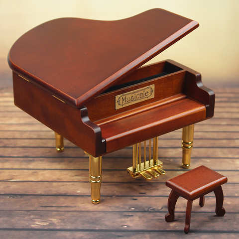 酒红色木质钢琴八音盒